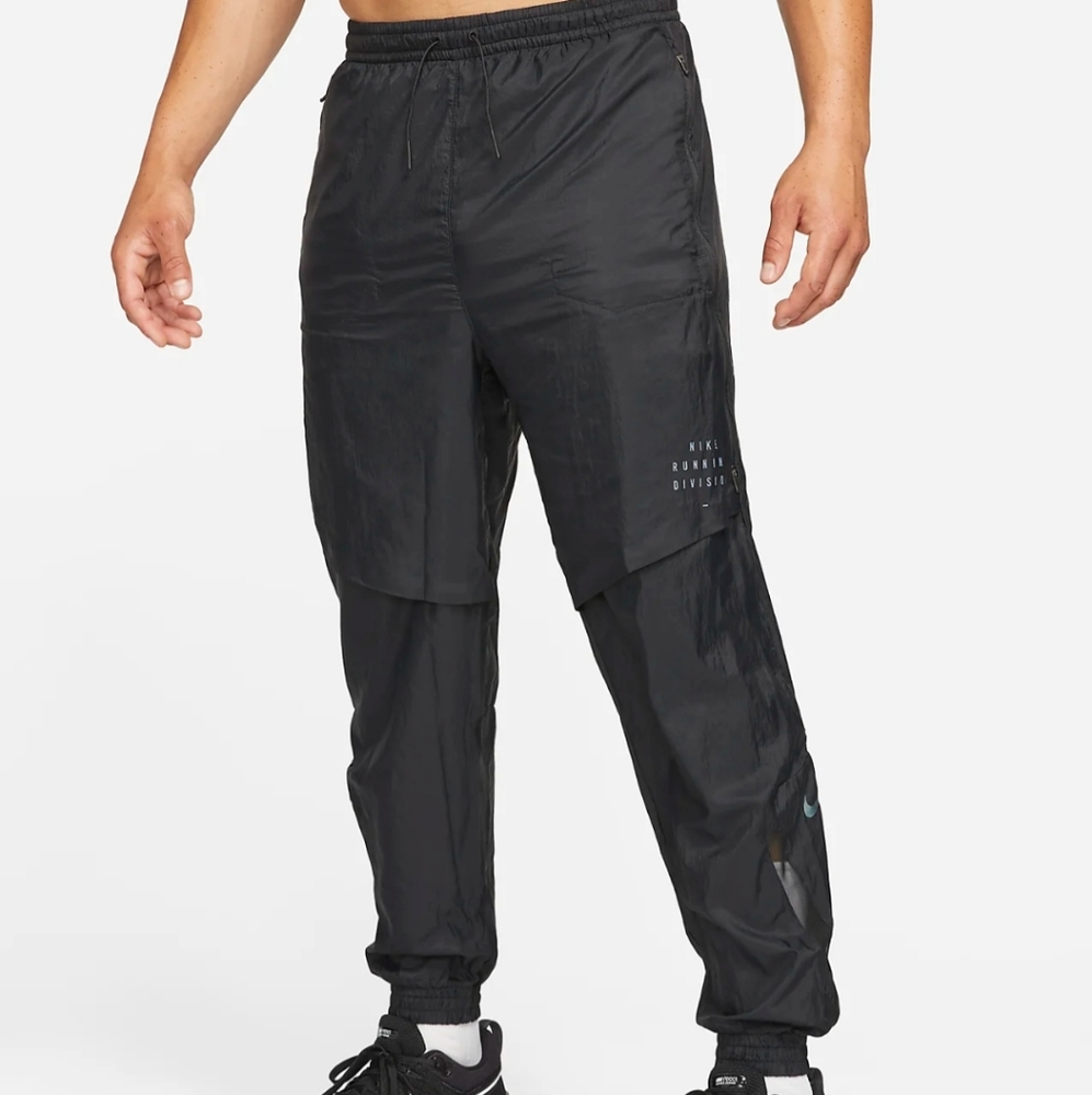 NWT Nike Run Division Pinnacle Water-repellent Wind breaker Pants